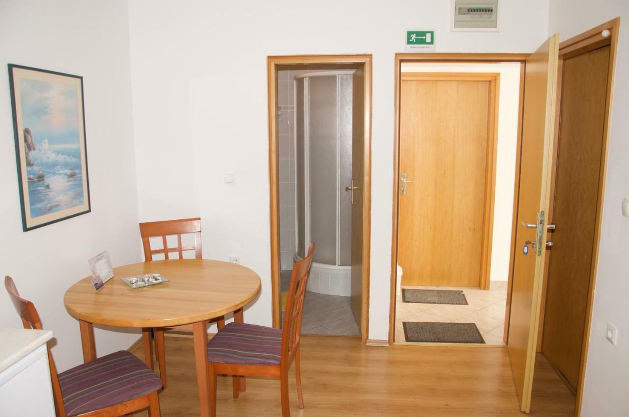 קלנוביצה Apartment Viveniti מראה חיצוני תמונה